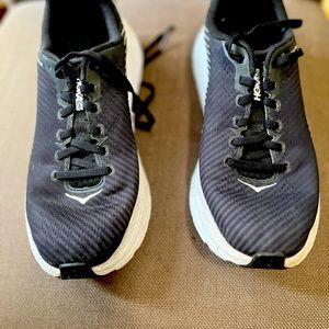 Women size 8.5 Hoka Rincon 2